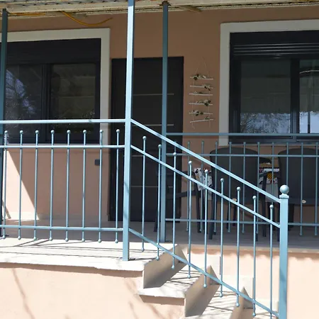 Arethousa House *