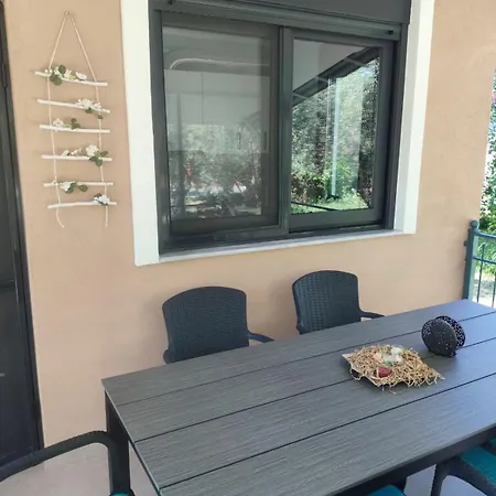 Сasa de vacaciones Arethousa House Vrasná